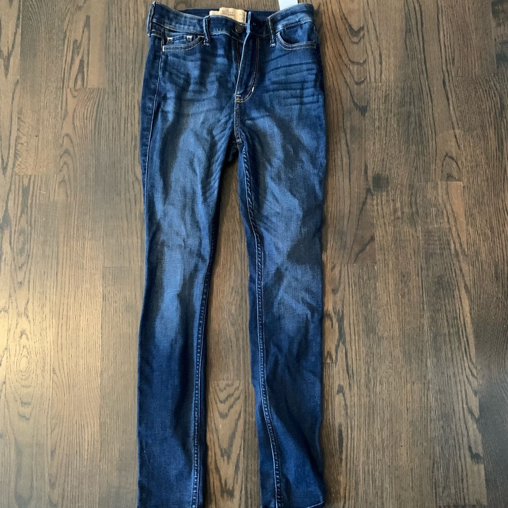 hollister high rise skinny jeans